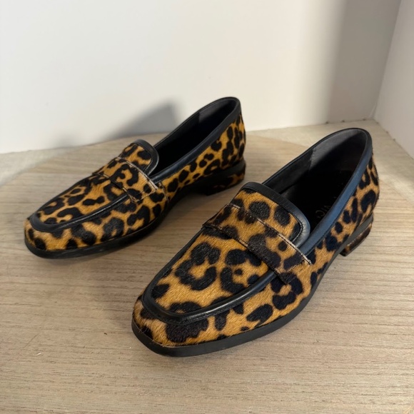 Vionic Shoes - Vionic Selah Leopard Print Loafers Womens US 6.5 Comfort Orthotic Flats